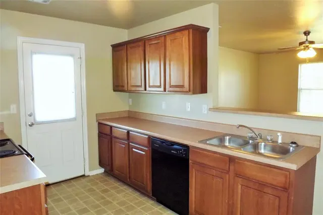 Photo 3 — 4500 SE 77th Street, Oklahoma City, OK 73135