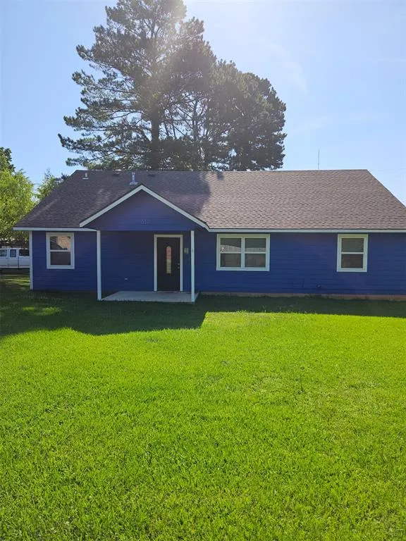 Front exterior — 612 SE N Avenue, Idabel, OK 74745