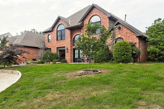Photo 3 — 2601 Stratton Drive, Edmond, OK 73013