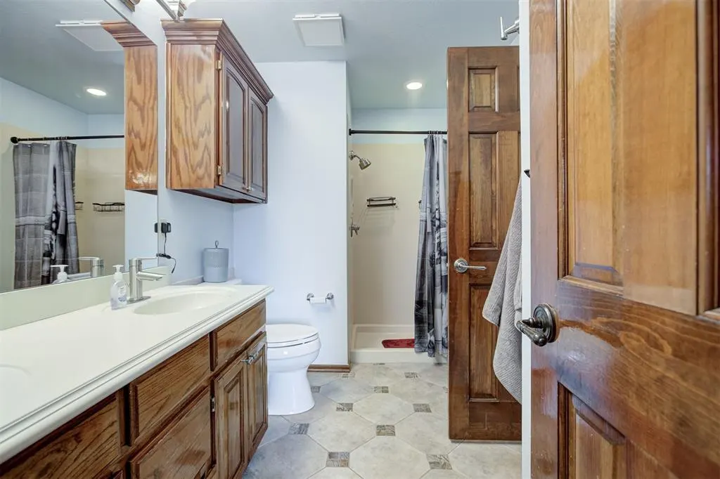 Photo 36 — 2601 Stratton Drive, Edmond, OK 73013