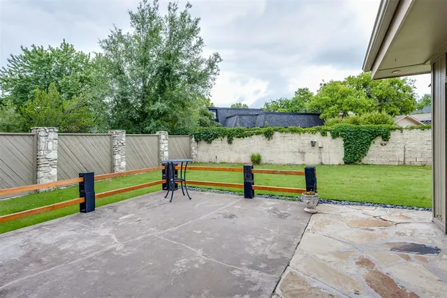 Photo 3 — 2933 Browne Stone Road, Oklahoma City, OK 73120