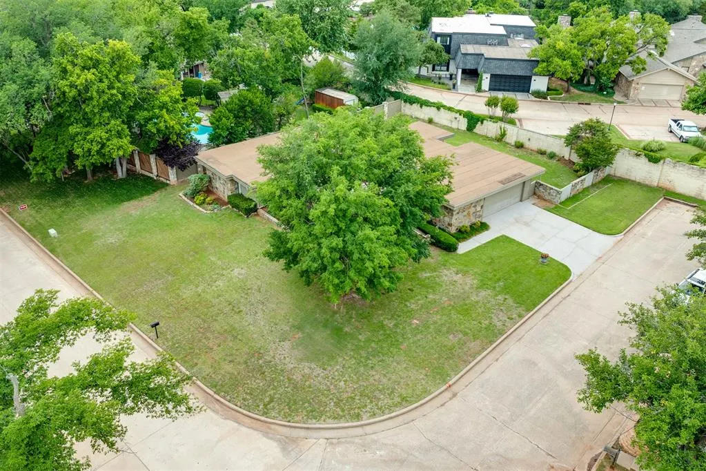 Photo 39 — 2933 Browne Stone Road, Oklahoma City, OK 73120