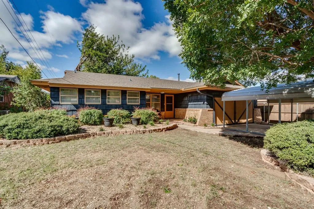 Front exterior — 1102 Yuhoma Drive, Yukon, OK 73099