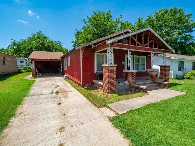 Photo 4 — 1021 S Ocheese Avenue, Wewoka, OK 74884