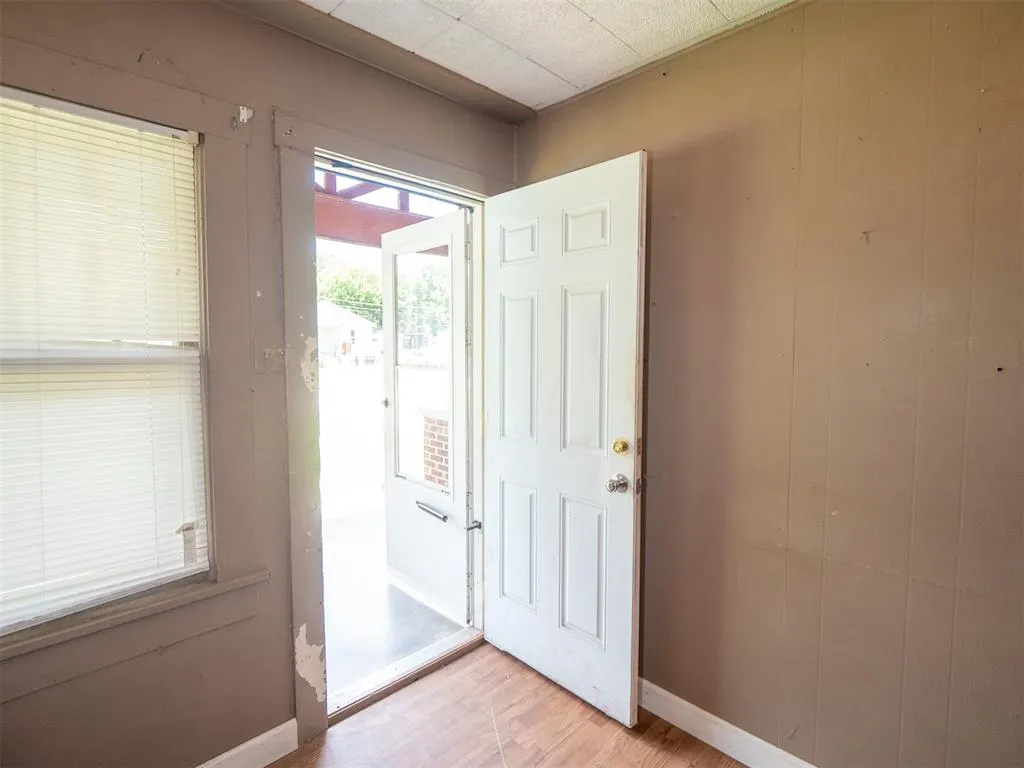 Photo 11 — 1021 S Ocheese Avenue, Wewoka, OK 74884