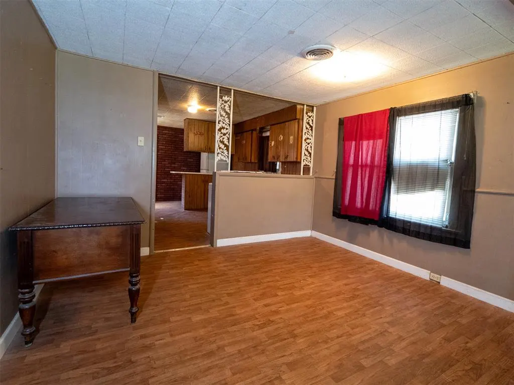 Photo 16 — 1021 S Ocheese Avenue, Wewoka, OK 74884