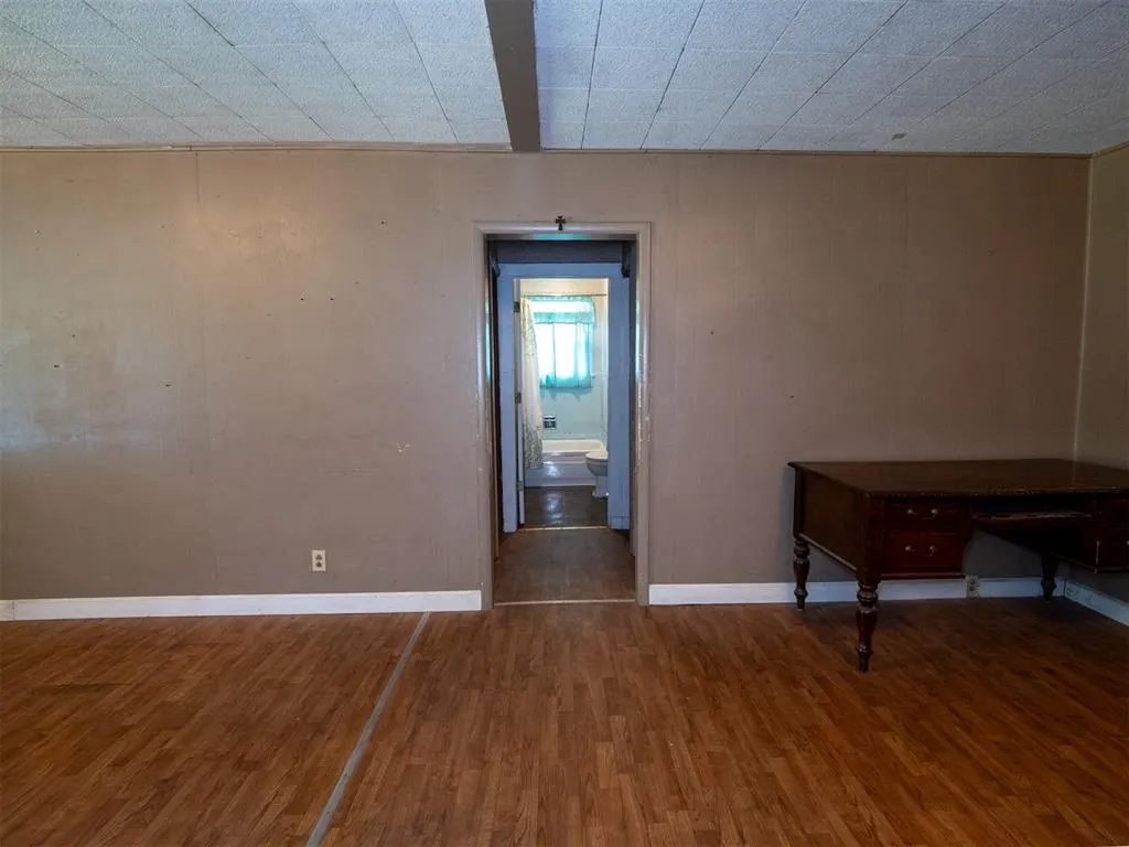 Photo 18 — 1021 S Ocheese Avenue, Wewoka, OK 74884