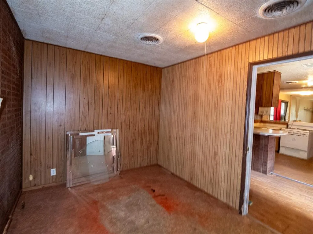 Photo 23 — 1021 S Ocheese Avenue, Wewoka, OK 74884