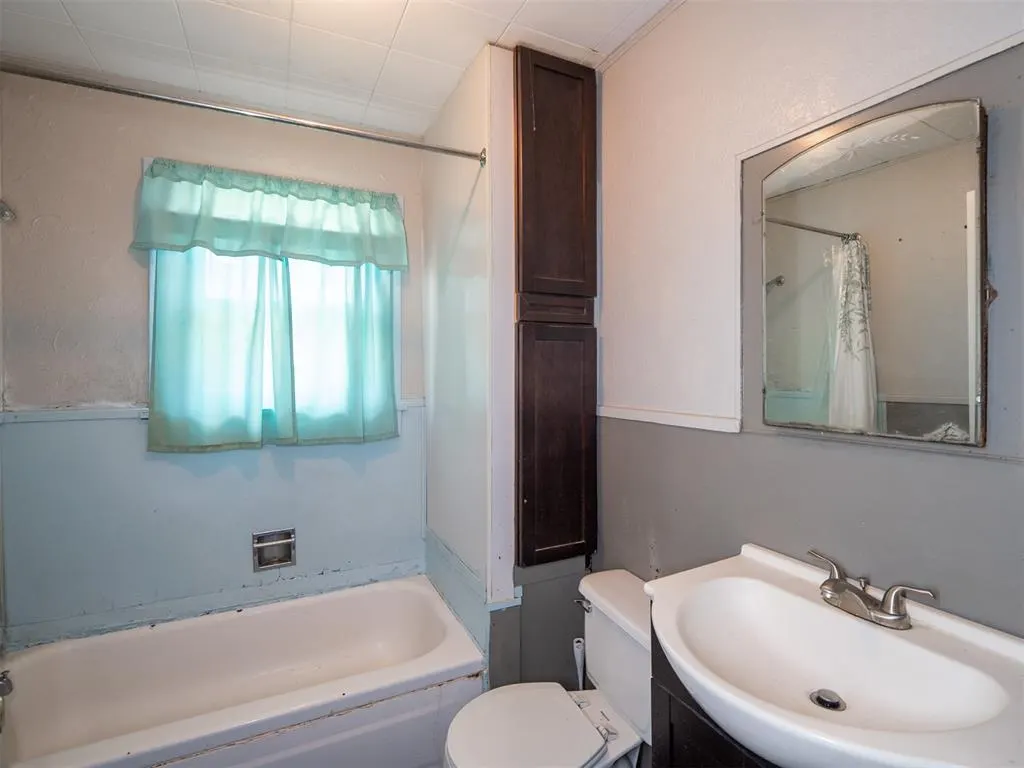 Photo 35 — 1021 S Ocheese Avenue, Wewoka, OK 74884