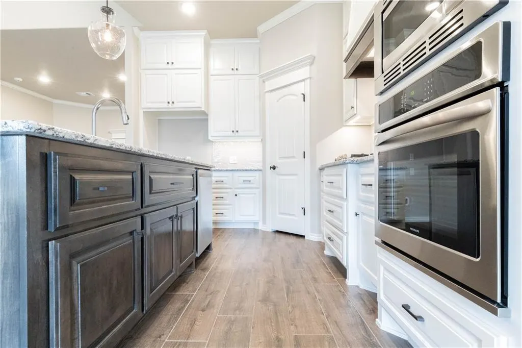 Photo 5 — 504 NW 198th Street, Edmond, OK 73012