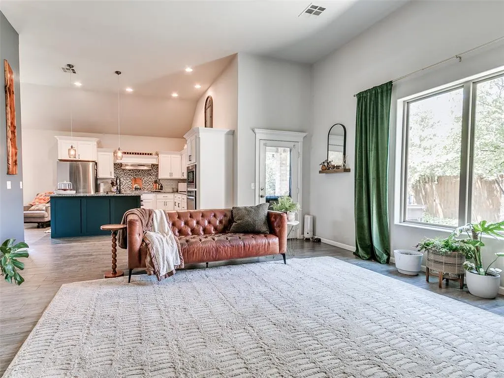 Photo 9 — 5325 Shearwater Court, Oklahoma City, OK 73179