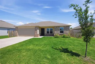 Sold home at 625 W Lola Drive