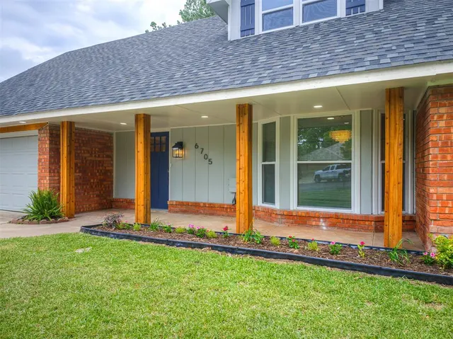 Photo 3 — 6705 Crow Circle, Oklahoma City, OK 73132