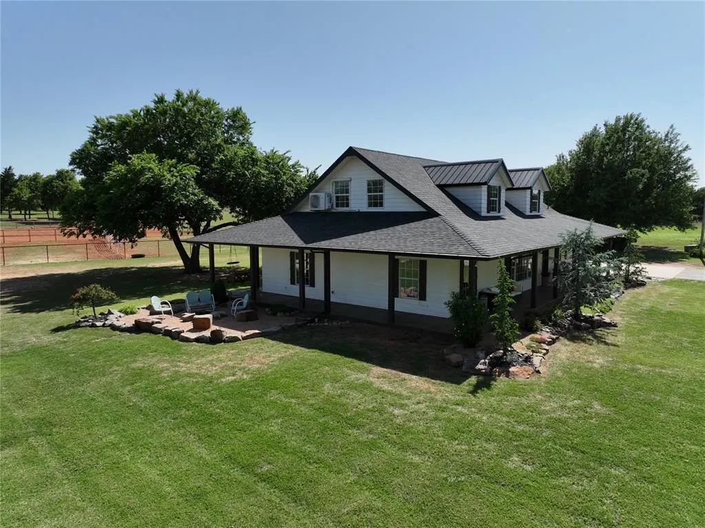 Photo 3 — 3516 NW 6th Street, Newcastle, OK 73065