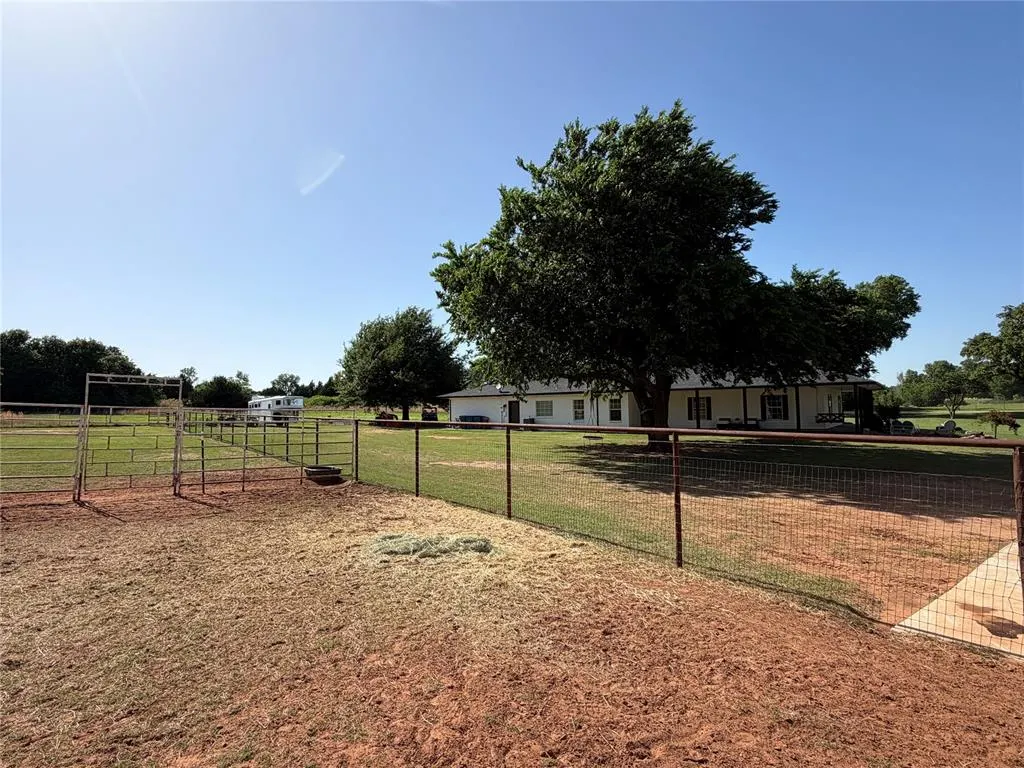 Photo 13 — 3516 NW 6th Street, Newcastle, OK 73065