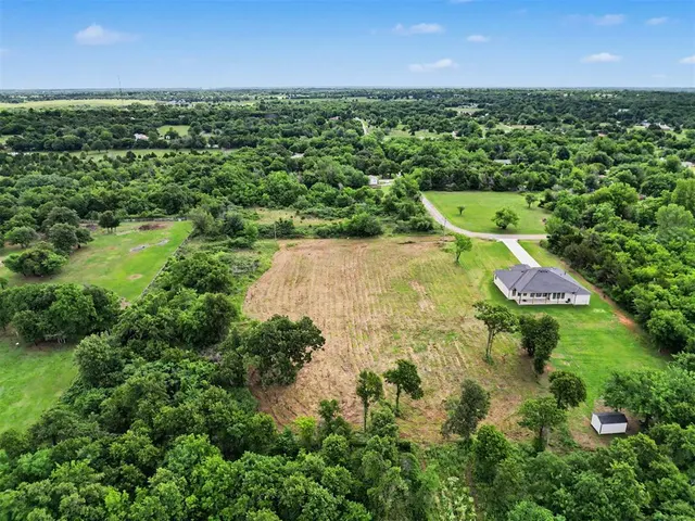 Photo 2 — NE 59th Marshall Road, Spencer, OK 73084