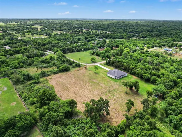 Photo 6 — NE 59th Marshall Road, Spencer, OK 73084