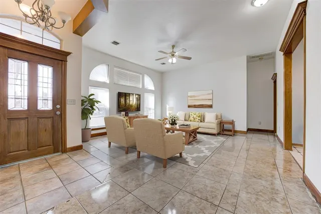 Photo 7 — 15612 Sandstone Terrace, Oklahoma City, OK 73170