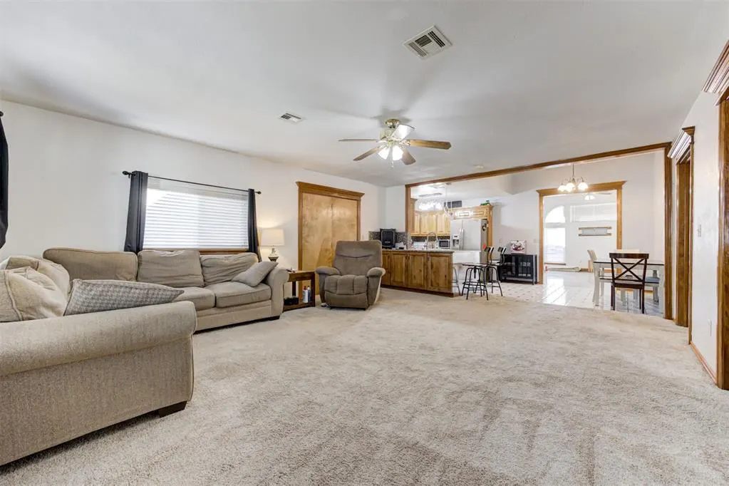 Photo 10 — 15612 Sandstone Terrace, Oklahoma City, OK 73170