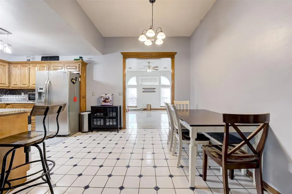 Photo 11 — 15612 Sandstone Terrace, Oklahoma City, OK 73170