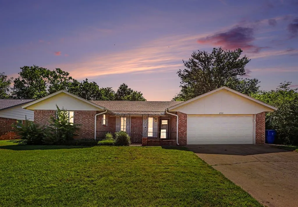 Photo 3 — 2721 Forest Oaks Circle, Norman, OK 73071