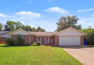 Sold home at 2721 Forest Oaks Circle