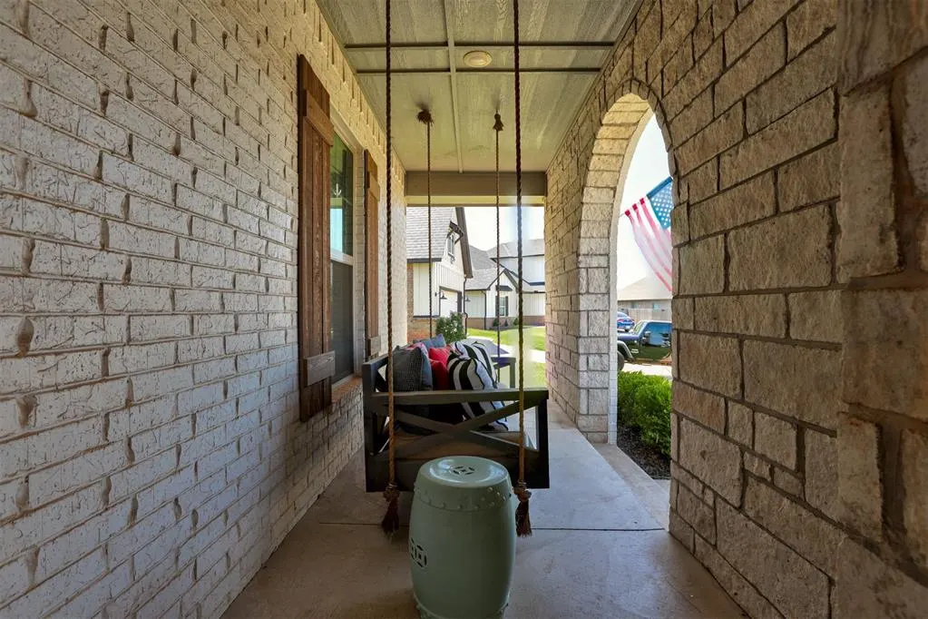 Photo 6 — 19104 Windy Way Road, Edmond, OK 73012