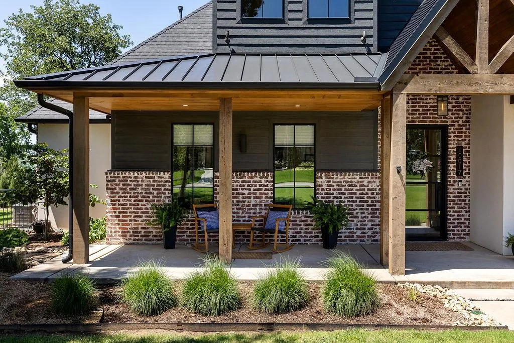 Photo 2 — 10017 NE 146th Street, Jones, OK 73049