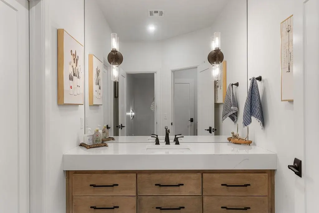 Photo 40 — 10017 NE 146th Street, Jones, OK 73049