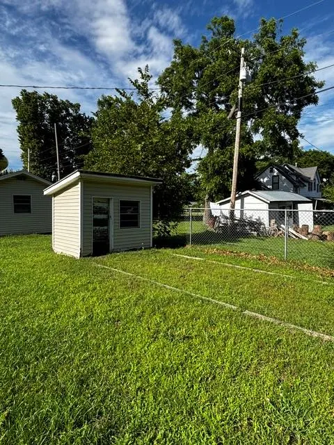 Photo 6 — 302 S 9th Street, Okemah, OK 74859