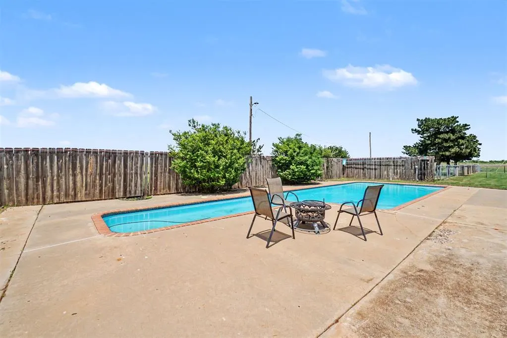 Photo 38 — 21145 Us Highway 62, Headrick, OK 73549