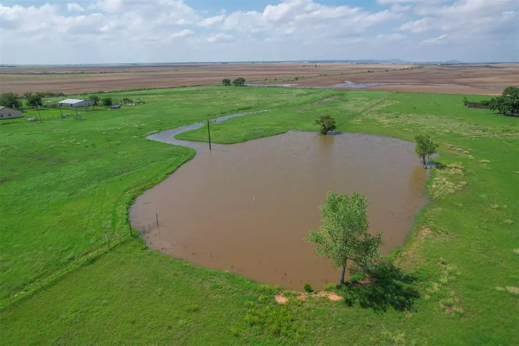 Photo 46 — 21145 Us Highway 62, Headrick, OK 73549