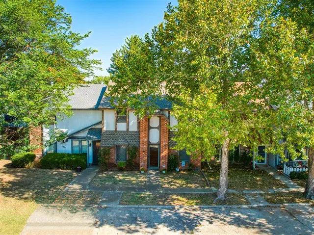 Photo 2 — 1219 Heritage Drive, El Reno, OK 73036