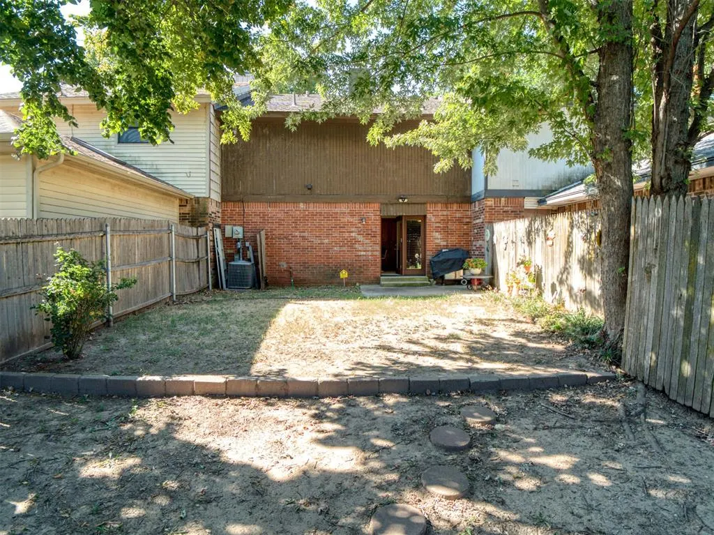 Photo 11 — 1219 Heritage Drive, El Reno, OK 73036