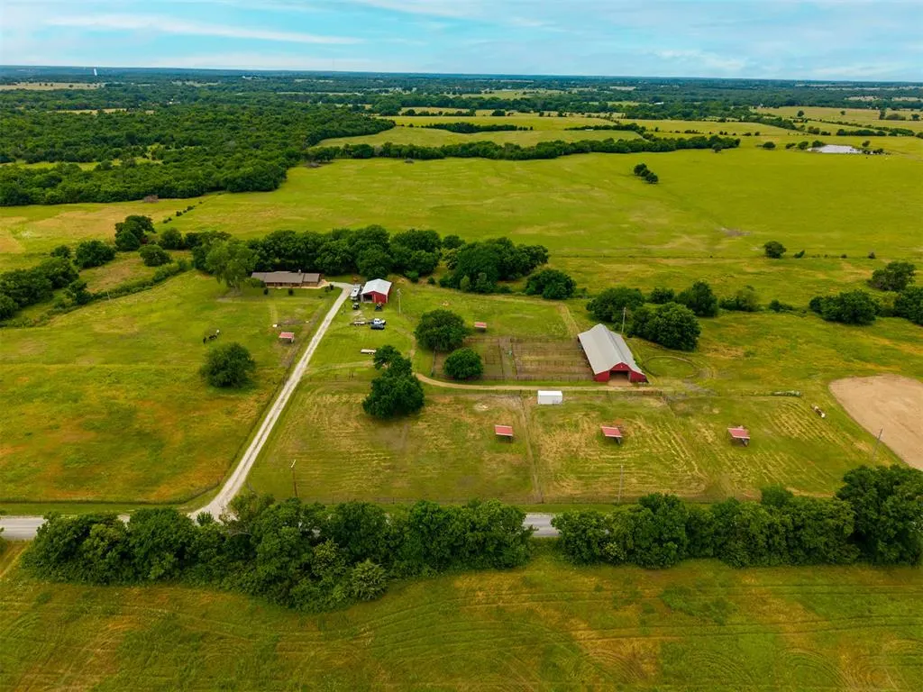 Photo 2 — 107083 N 3750 Road, Okemah, OK 74859