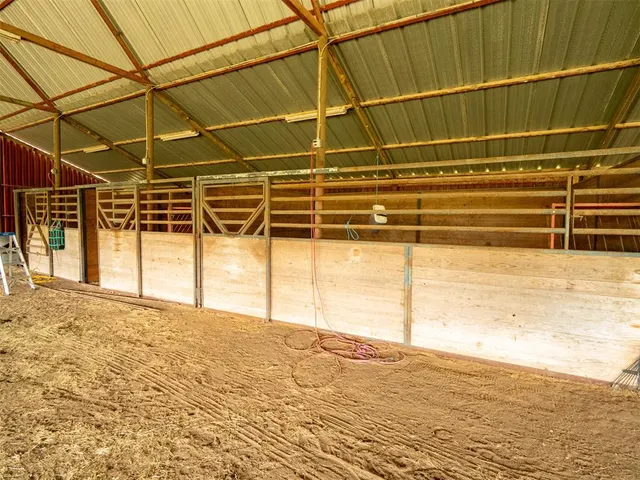 Photo 7 — 107083 N 3750 Road, Okemah, OK 74859