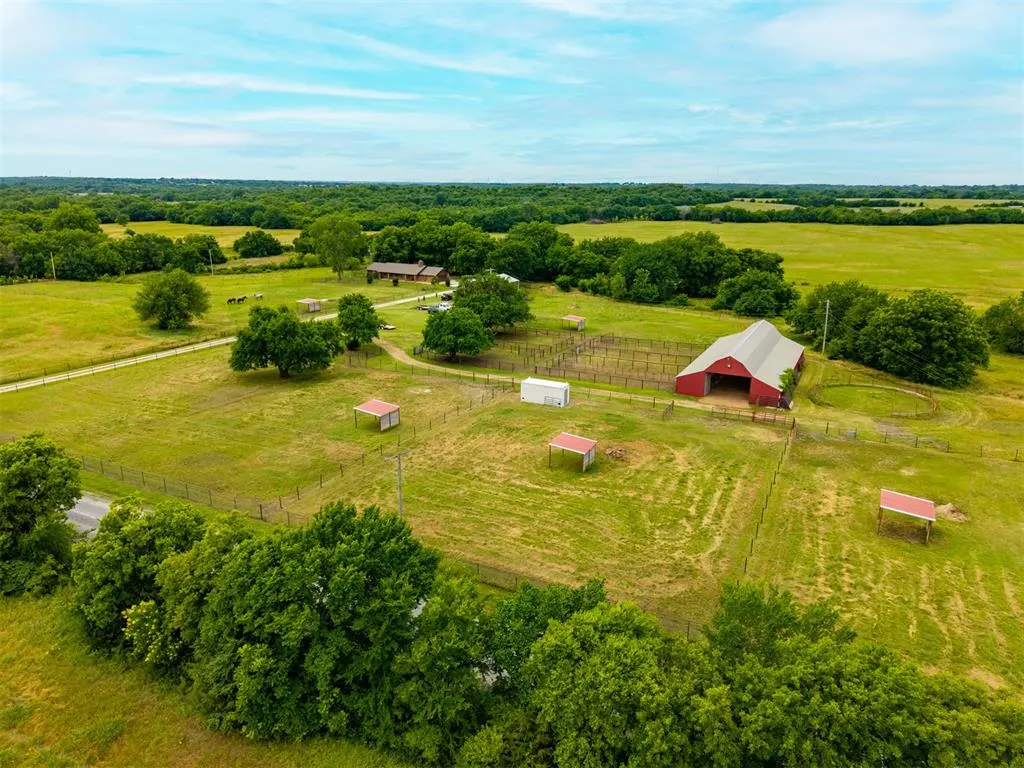 Photo 8 — 107083 N 3750 Road, Okemah, OK 74859