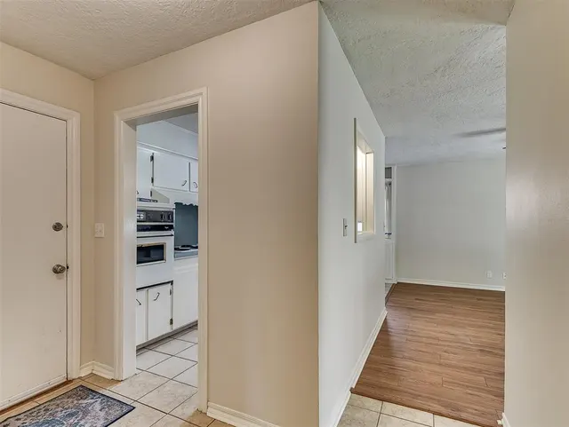 Photo 2 — 1511 Avondale Drive, Norman, OK 73069