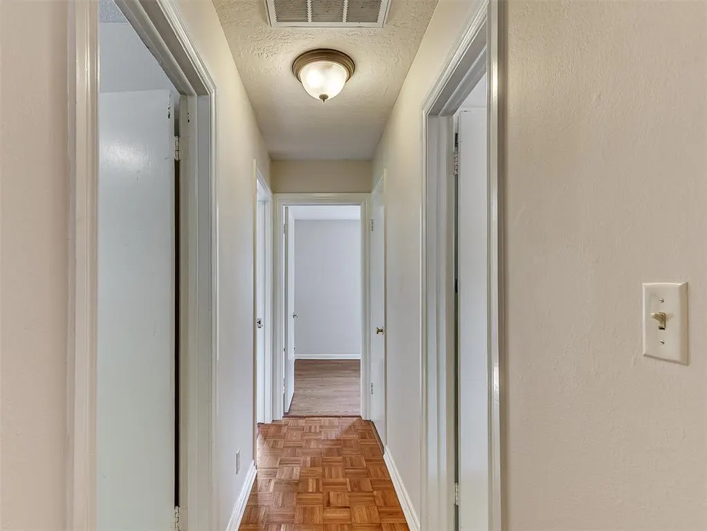 Photo 8 — 1511 Avondale Drive, Norman, OK 73069