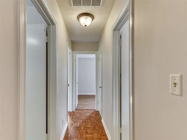 Photo 8 — 1511 Avondale Drive, Norman, OK 73069