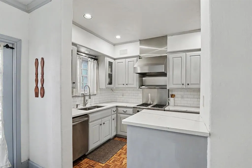 Photo 9 — 6452 Brandywine Lane 19, Oklahoma City, OK 73116