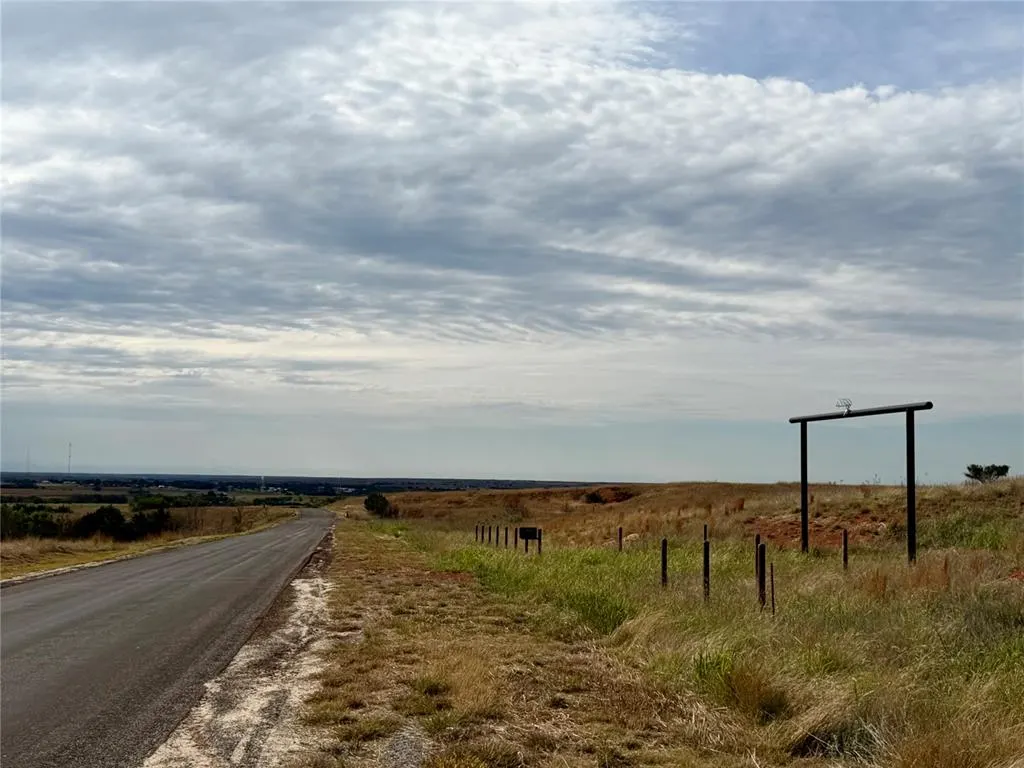 Front exterior — 203128 E 780 Road, Leedey, OK 73654