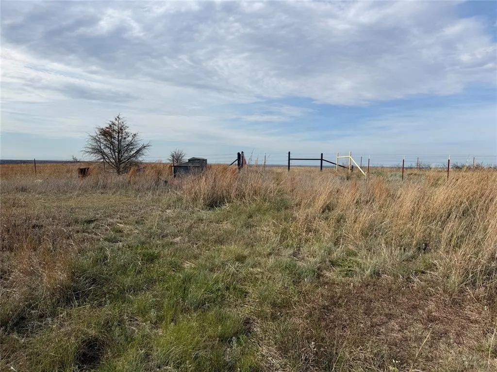 Photo 25 — 203128 E 780 Road, Leedey, OK 73654