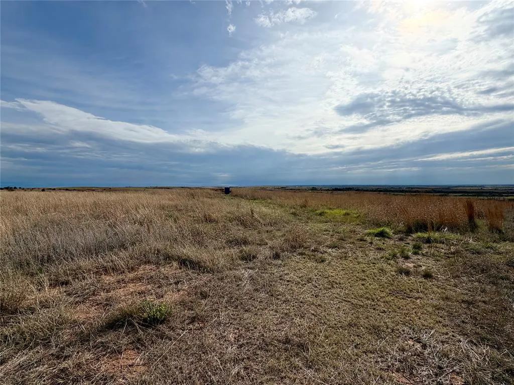 Front exterior — 203128 E 780 Road, Leedey, OK 73654
