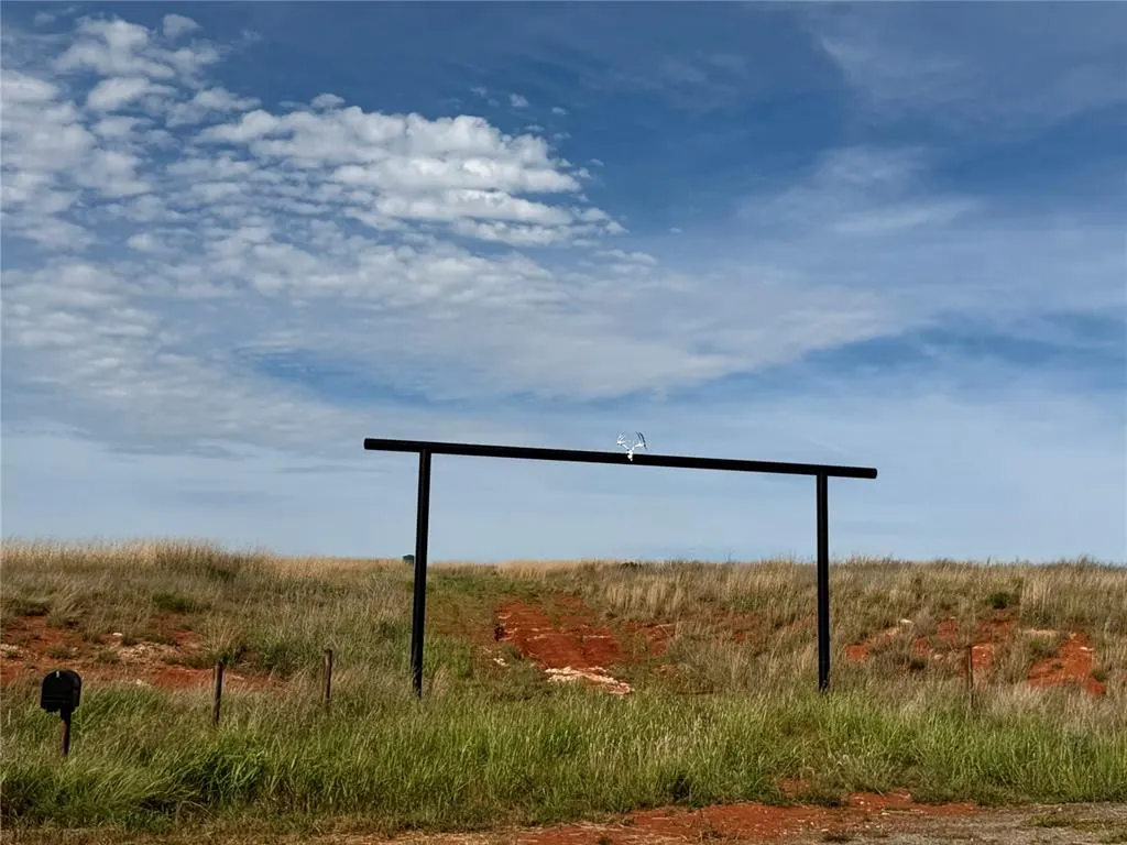 Photo 11 — 203128 E 780 Road, Leedey, OK 73654