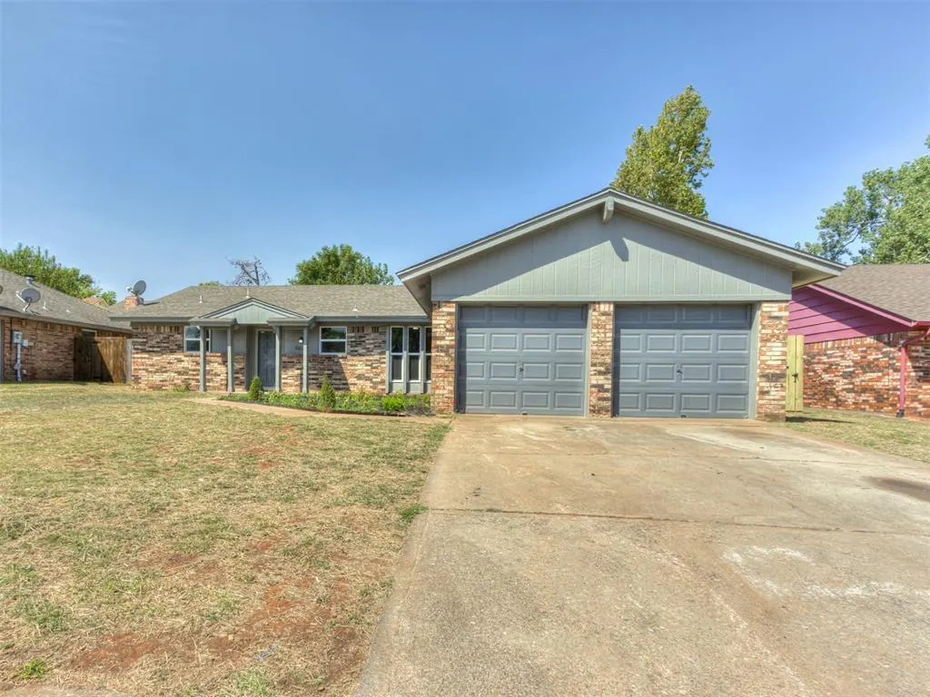 Photo 3 — 6613 Edgebrook Road, Oklahoma City, OK 73132