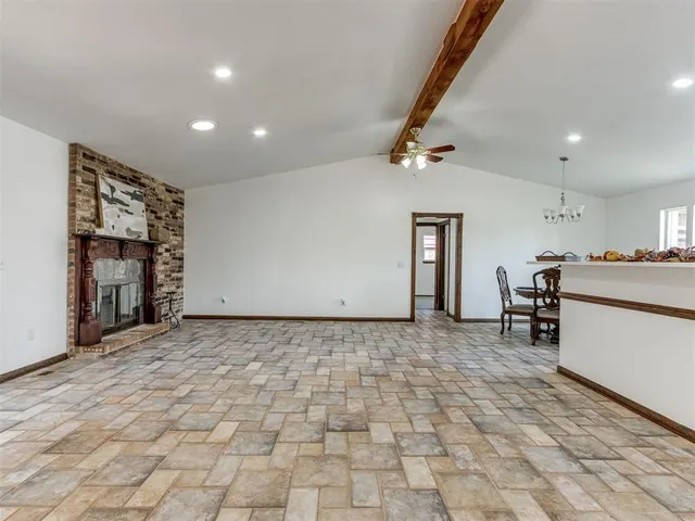 Photo 7 — 6613 Edgebrook Road, Oklahoma City, OK 73132