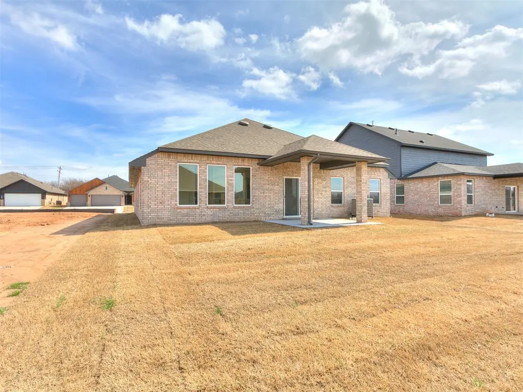 Photo 36 — 7705 Three Woods Lane, Yukon, OK 73099