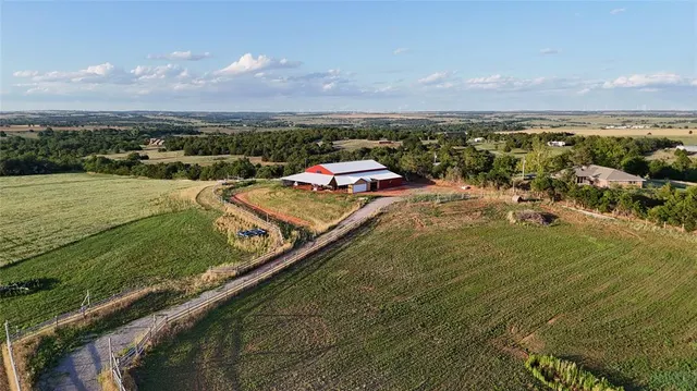 Photo 4 — 1140 W Sickles   CR 1140 Road, Lookeba, OK 73053
