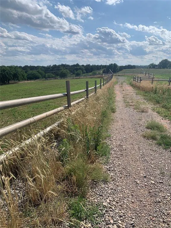 Photo 35 — 1140 W Sickles   CR 1140 Road, Lookeba, OK 73053